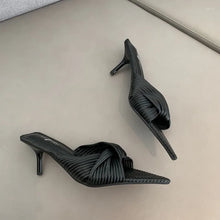 Load image into Gallery viewer, 7 Lucky Heels