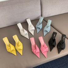 Load image into Gallery viewer, 7 Lucky Heels