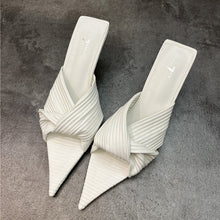 Load image into Gallery viewer, 7 Lucky Heels