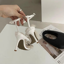 Load image into Gallery viewer, Mafiosa Heels