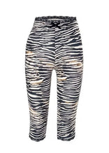 Load image into Gallery viewer, Safari Capri Leggings