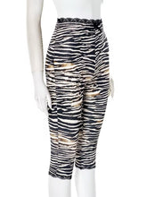 Load image into Gallery viewer, Safari Capri Leggings