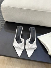 Load image into Gallery viewer, Miss Kitty Heels