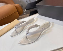 Load image into Gallery viewer, Jocuro Crystal Sandals
