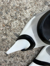 Load image into Gallery viewer, B&amp;W Mule Heels
