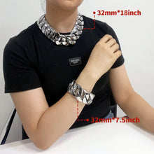 Load image into Gallery viewer, JCR Thang Choker
