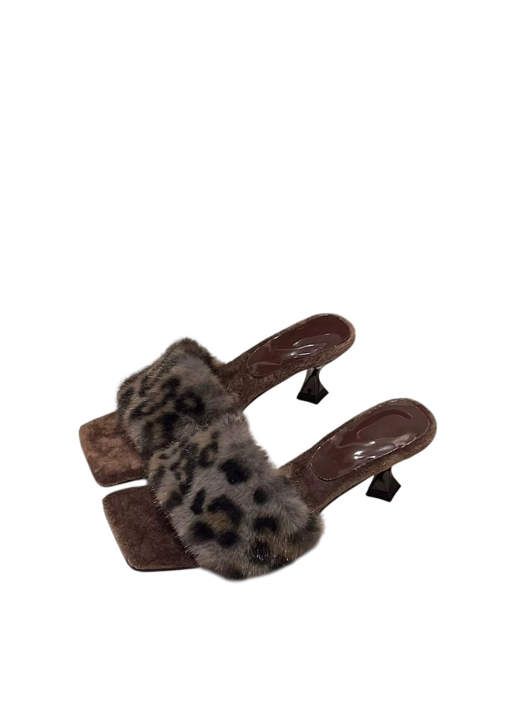 Lynx Heels